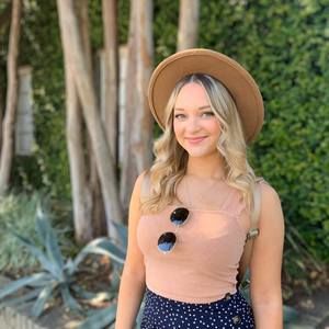 Meet your Posher, Michelle